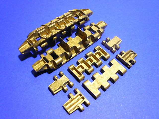 E100 Kette Track