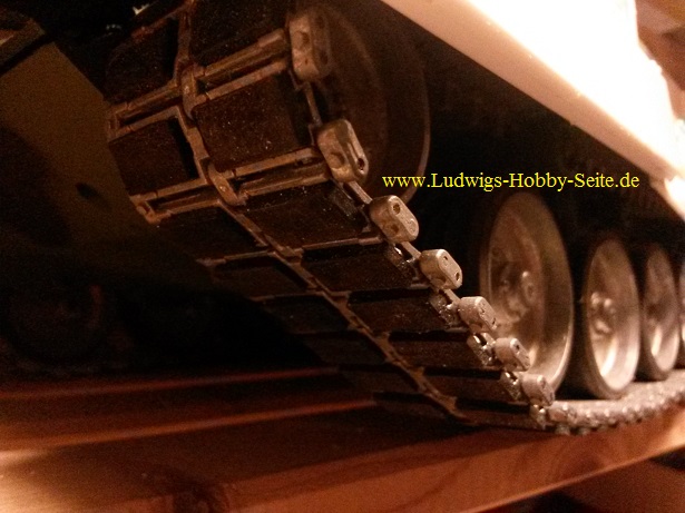 MEtall track Leopard 2